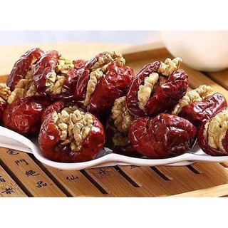 TÁO KẸP HẠT ÓC CHÓ 500gr (HÀN QUỐC)