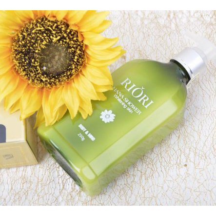 SỮA TẮM TRẮNG HANA SHOWER RIORI | BigBuy360 - bigbuy360.vn