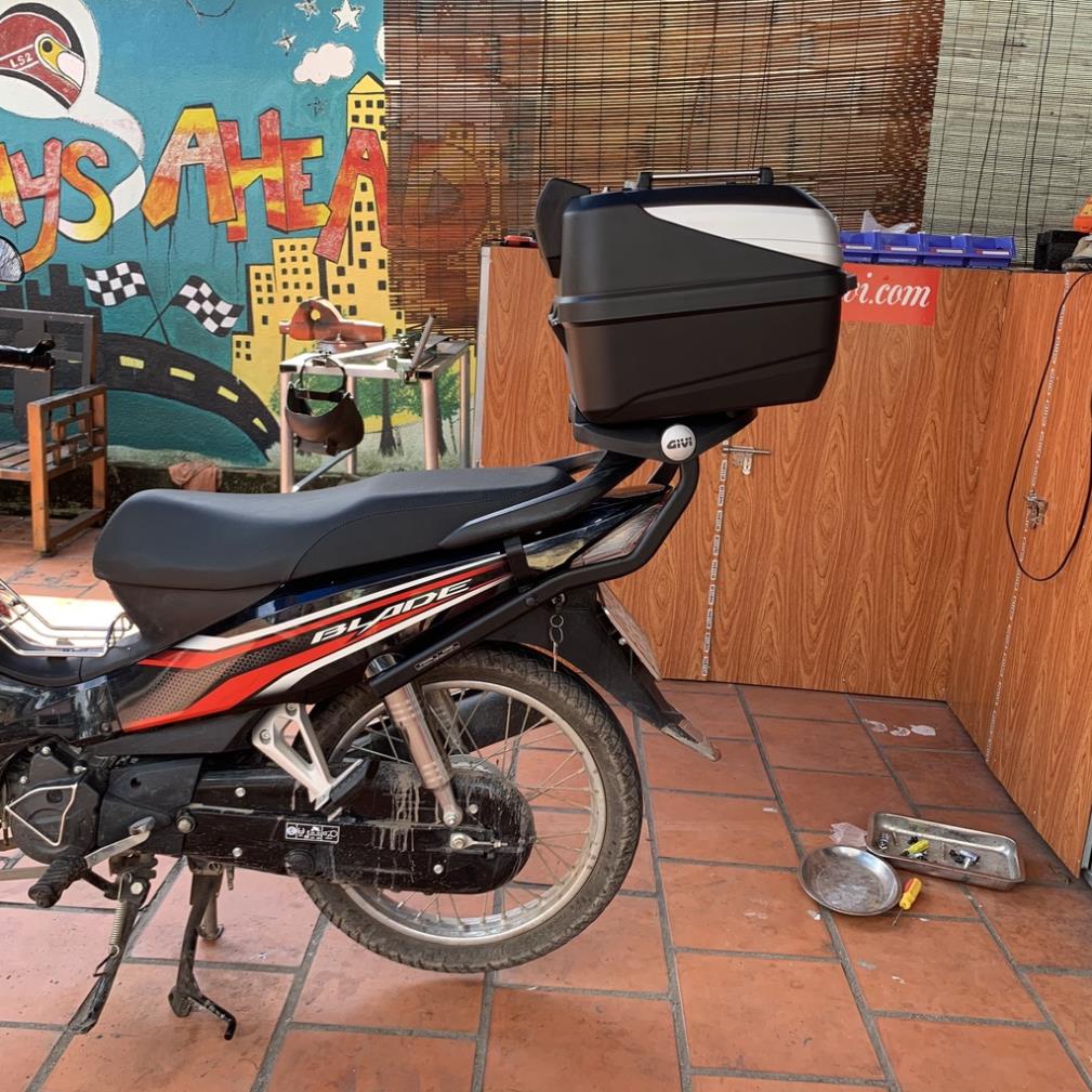 Wave Blade lên thùng Givi B32N- ADV [Hàng chính hãng]