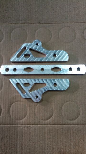 Pas độ gác chân Raider cho Ex135 và Ex150