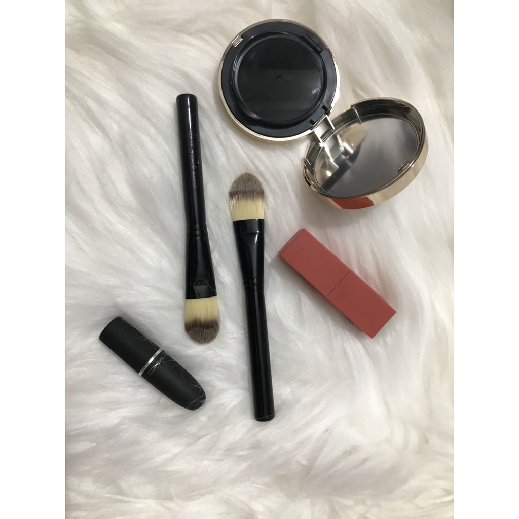 Cọ Nền Dẹt Cerro Green (Cán Đen)