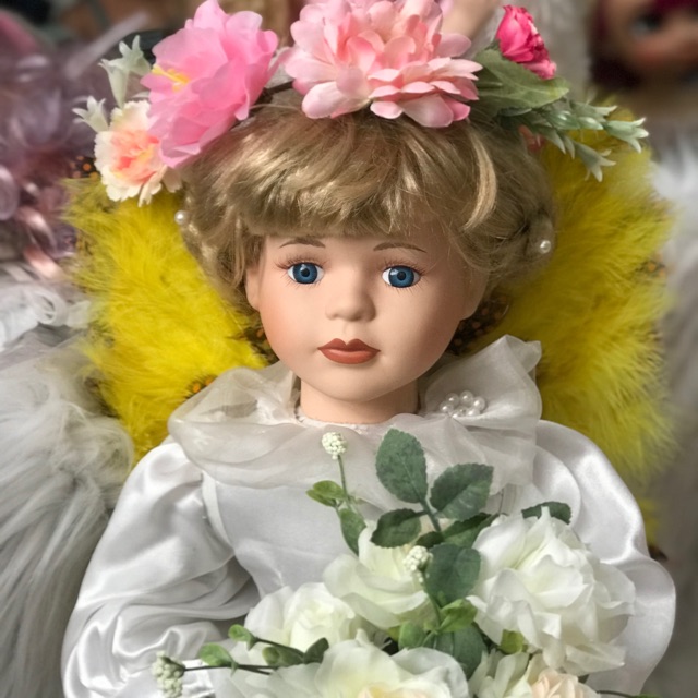 Đầm búp bê sứ cô dâu.