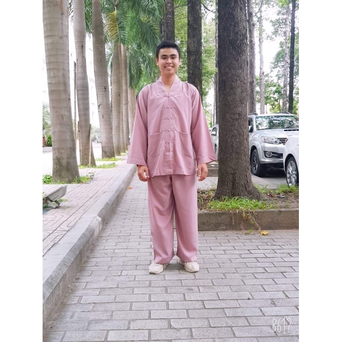 Đồ lam đi chùa nam mẫu La Hán