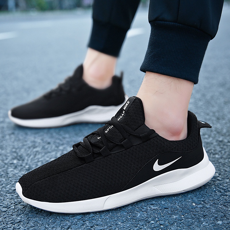 Giày thể thao siêu nhẹ thoáng khí thiết kế thời trang cho nam nữ chạy bộ