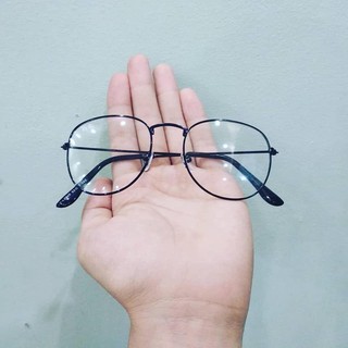 Kính Nobita gọng đen