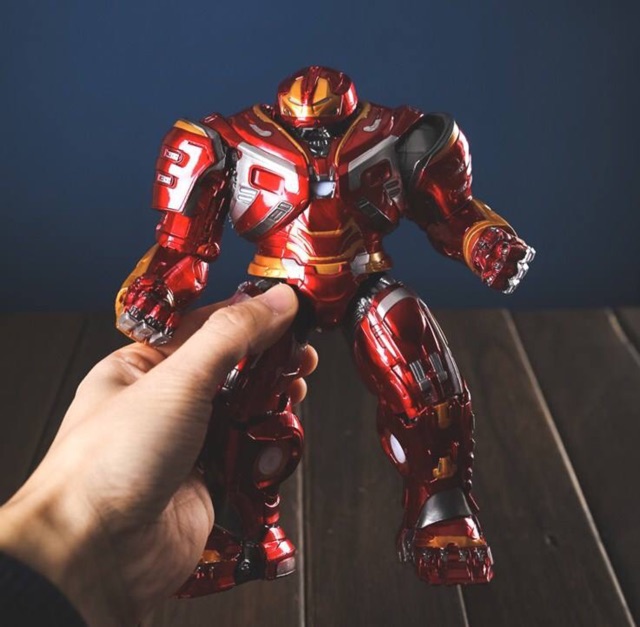 Hulkbuster sáng đèn mô hình Marvel Iron man Infinity war