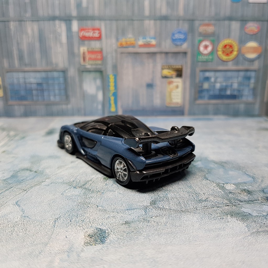 Xe mô hình tomica PREMIUM McLaren Senna