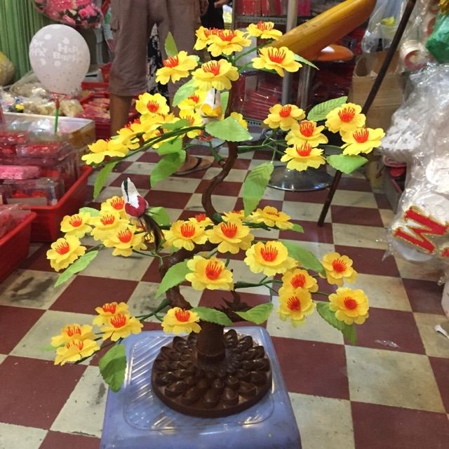 Cây mai vàng giả trang trí tết