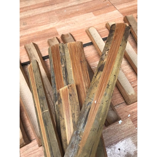 Thanh Tre Mộc Loại Già Làm Lồng Vuông Ảnh Thật