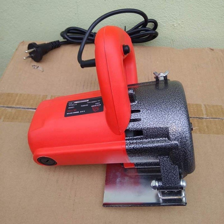 Máy cắt gạch cầm tay 1300w tặng kèm 2 lưỡi cắt