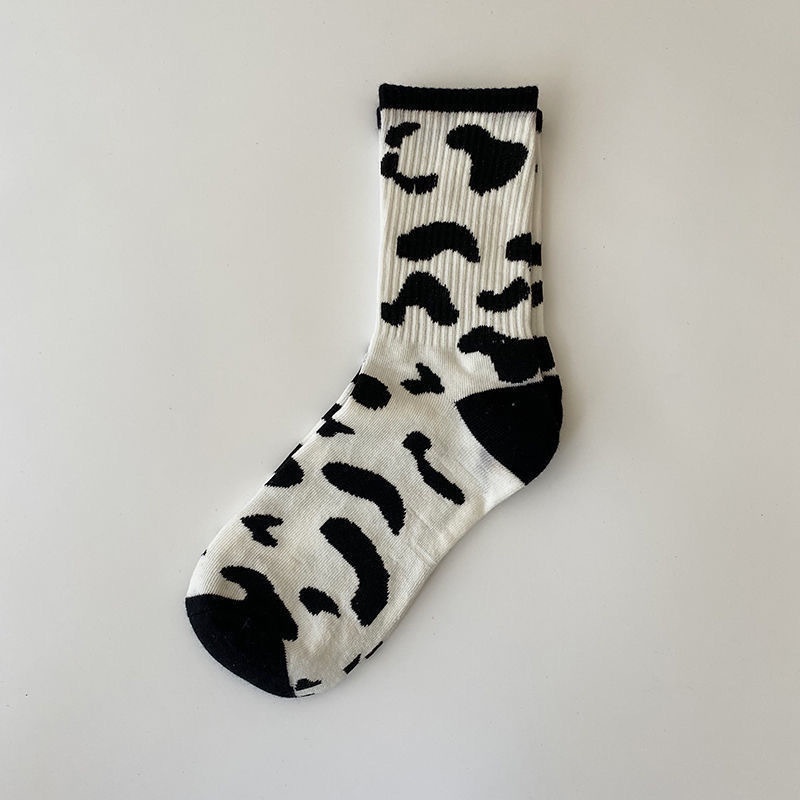 Vớ Ống Lửng Họa Tiết Sọc Trắng Đen Phong Cách Nhật Bản Dễ Thương Cho Nữ Sinh