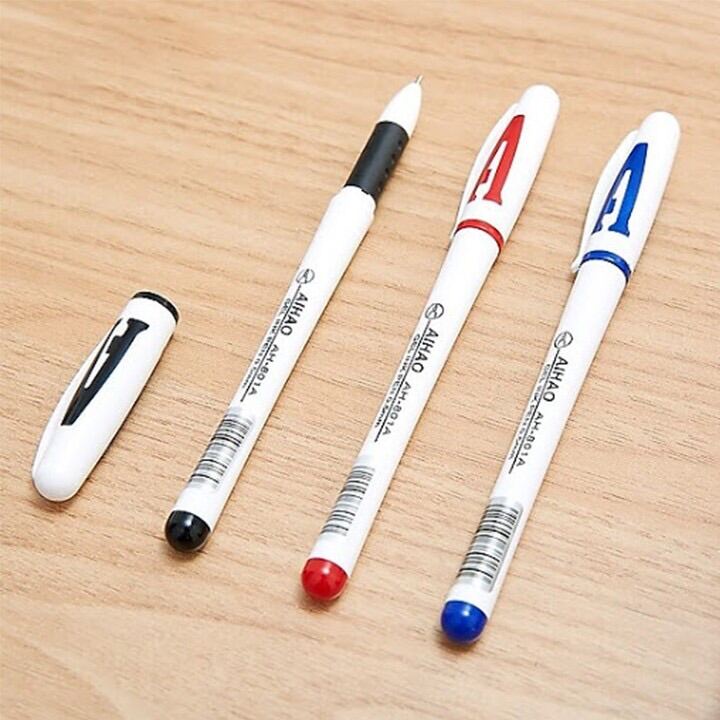 12 chiếc bút chữ A - Bút nước chữ A