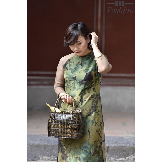 Áo dài thiết kế hoạ tiết hoa sen Thanh lịch ko kèm quần