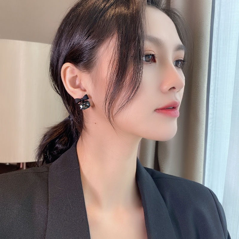 Hoa tai mạ bạc 925 đính đá đơn giản thời trang 2021 dành cho nữ