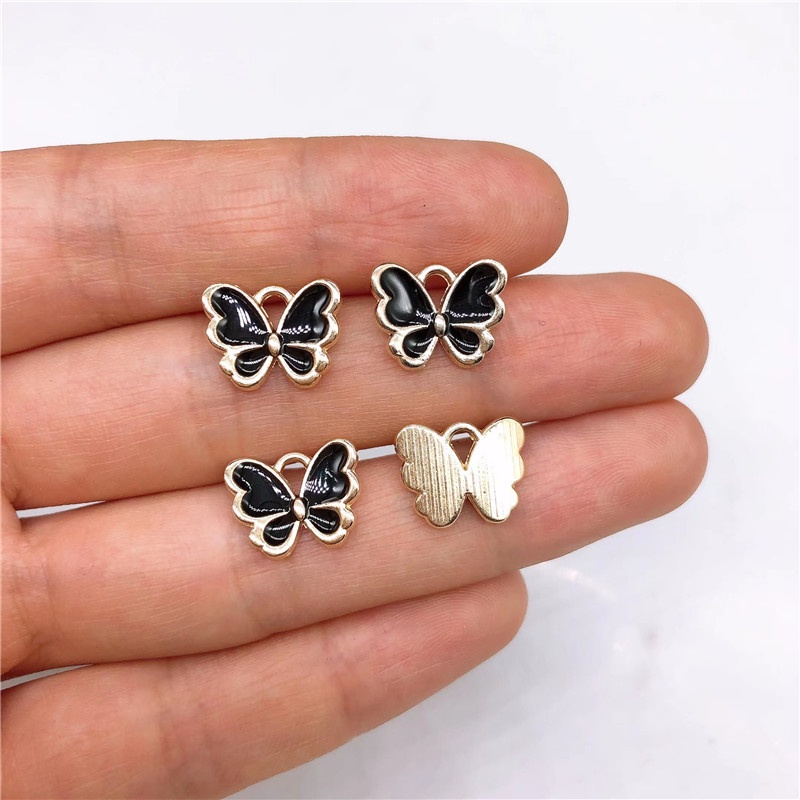 Set 4 Mặt Dây Chuyền 30 Kiểu Bằng Hợp Kim Màu Đen Họa Tiết Hoa Bướm Diy