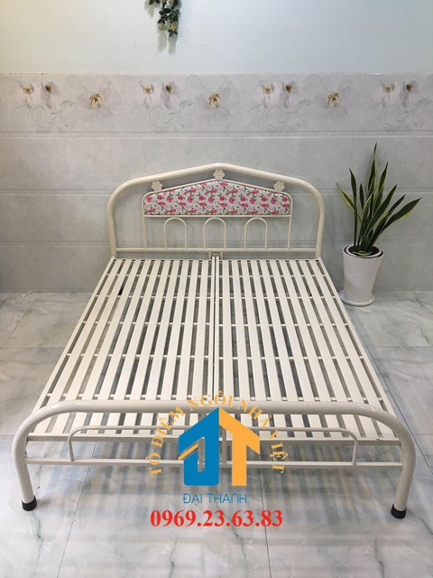 Giường sắt 1m6x2m giá rẻ | BigBuy360 - bigbuy360.vn