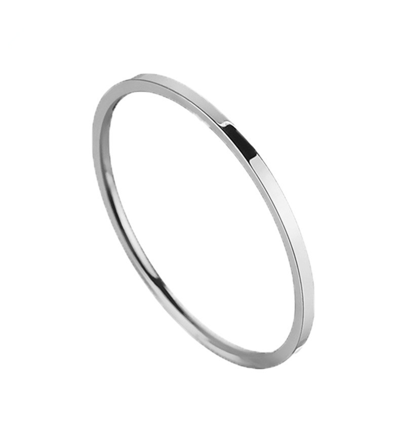 Nhẫn mỏng thiết kế đơn giản