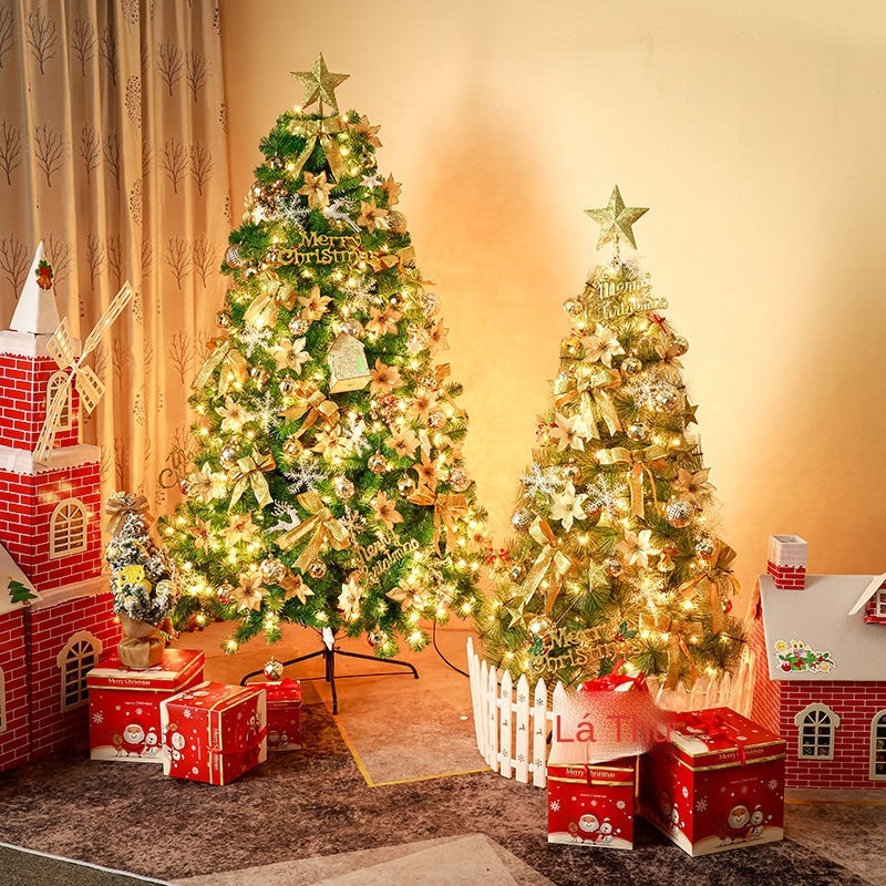 Gói cây thông Noel 1,2 / 1,5 1,8 2,1 mét được mã hóa đổ xô vào cửa sổ trung tâm mua sắm Giáng sinh trang trí máy tính để