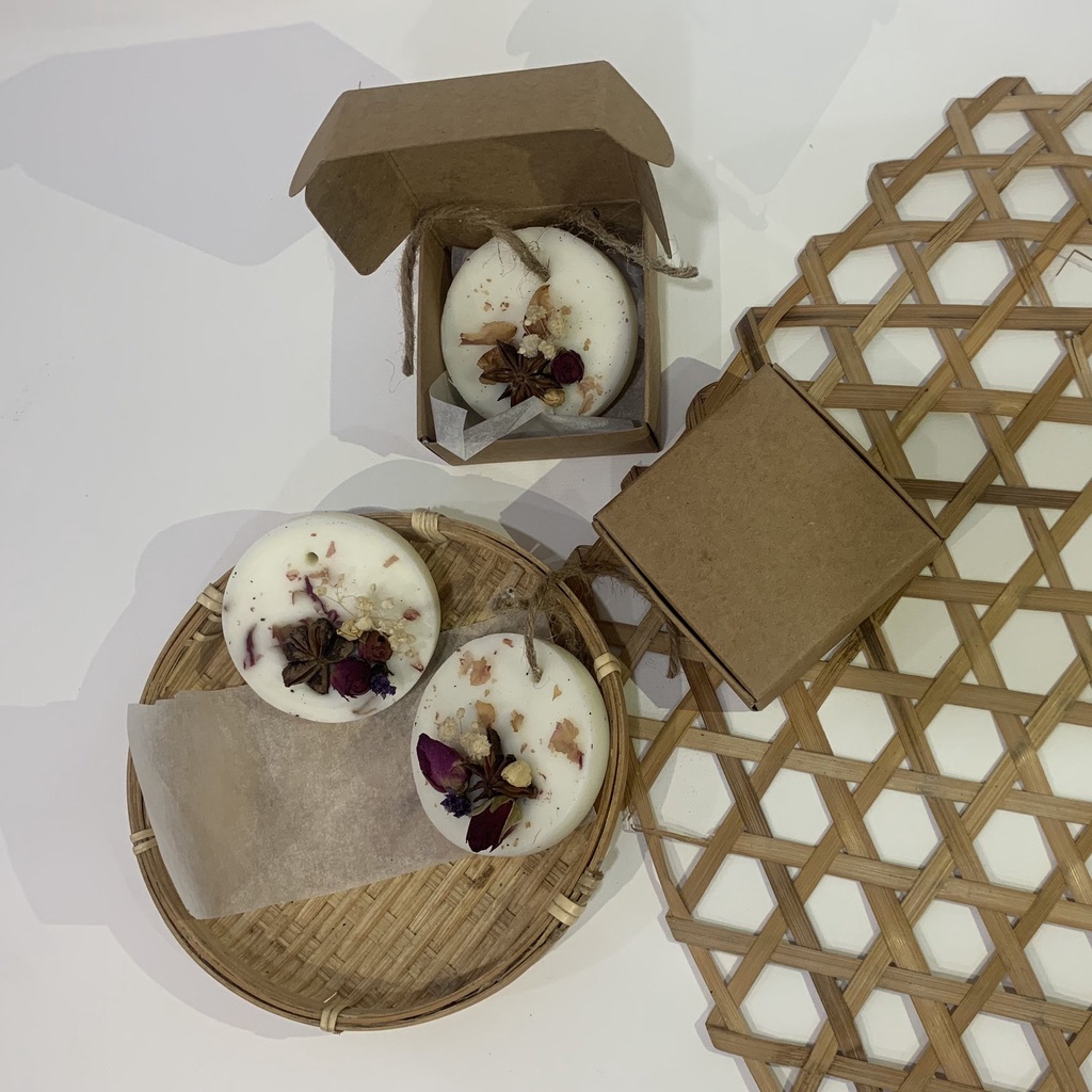 Sáp Thơm Treo Từ Tinh Dầu Thiên Nhiên Hương Thơm Bền Lâu