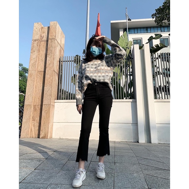 Quần jeans ôm loe co giãn S049 (màu đen)