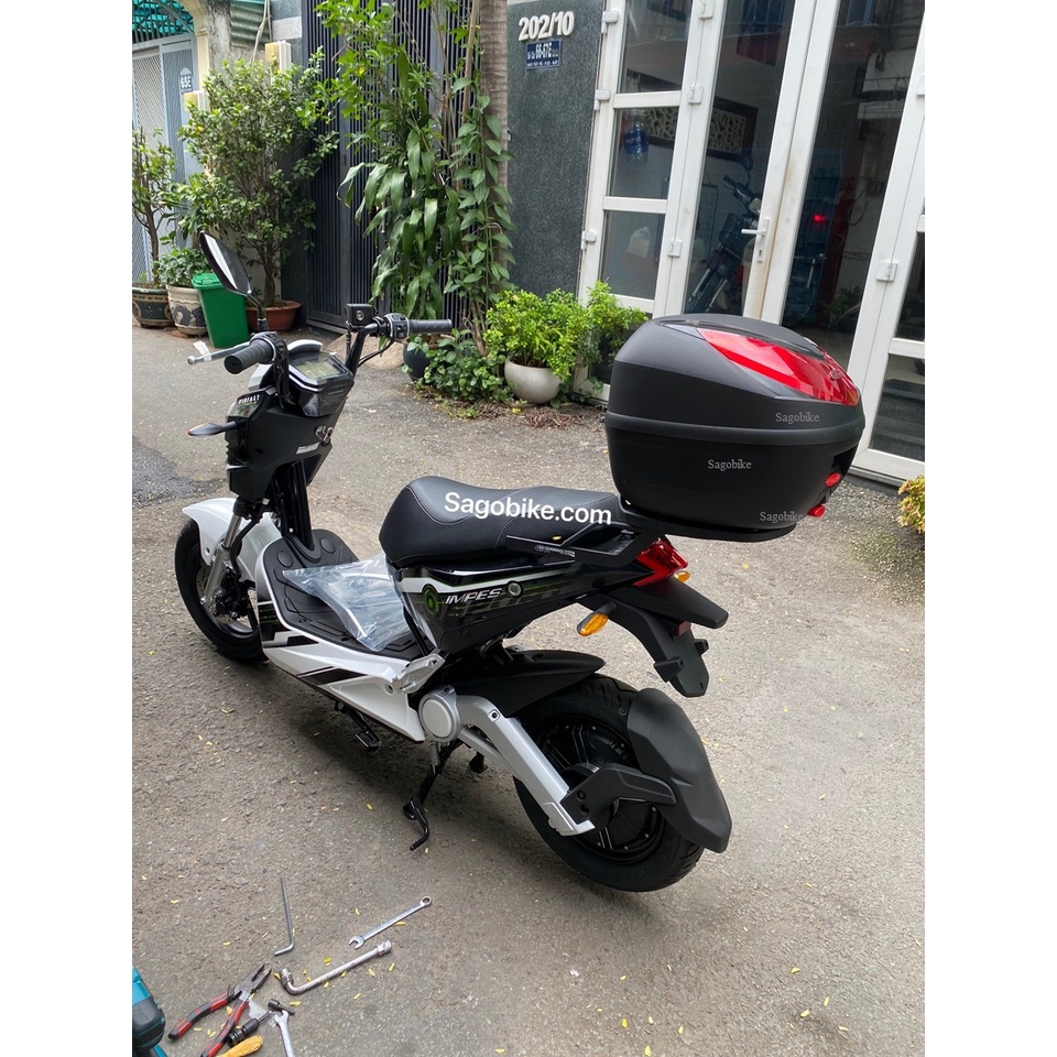Thùng xe Impes, thùng Givi E250N, baga Vinfast Impes, hàng Givi chính hãng, bảo hành 2 năm