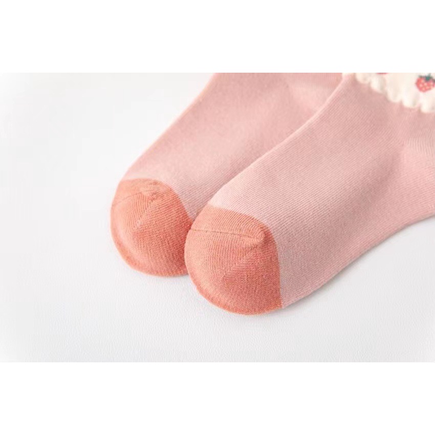 Tất nữ dày ấm - Vớ bé gái cổ cao họa tiết dâu tây chất liệu cotton thấm hút mồ hôi 1-8 tuổi shop BOLYN