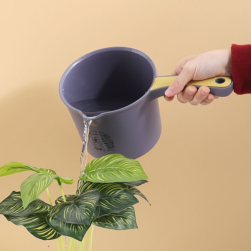 Ca Múc Nước Sâu Bằng Nhựa Tay Cầm Dài Tiện Lợi Dành Cho Nhà Bếp