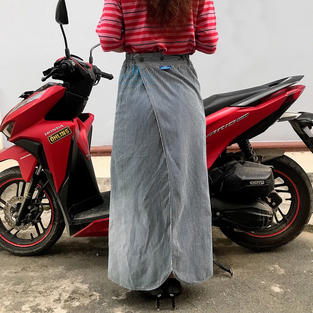 Váy Chống Nắng Xẻ Tà Nữ Vải Kaki Cotton Mềm Mại Học Tiết Sọc Có Nút Bấm Chân Tiện Lợi H&amp;T Fashion