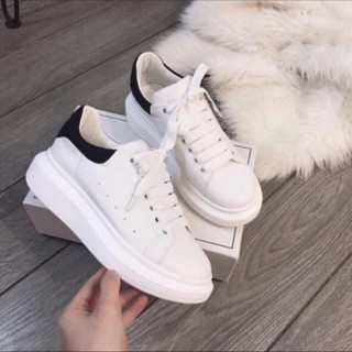 Giày Thể Thao Nữ mcq  nu và Nam gót nhung đen