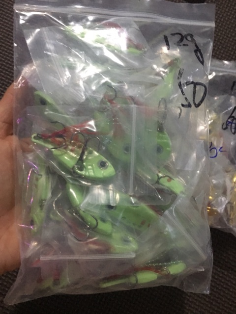 Mồi cá sắt câu lure loại đẹp có đuôi