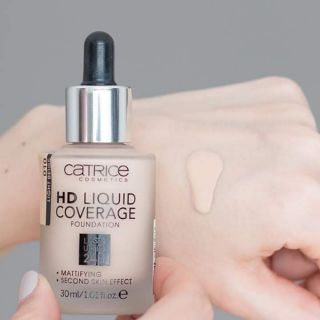 Kem nền CATRICE HD LIQUID COVERAGE 24H