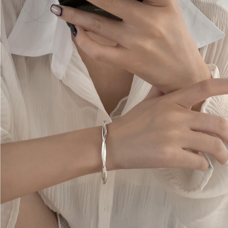 Thiết kế mở Vòng đeo tay Thời trang cao cấp Phong cách đơn giản Vòng tay nữ thanh lịch