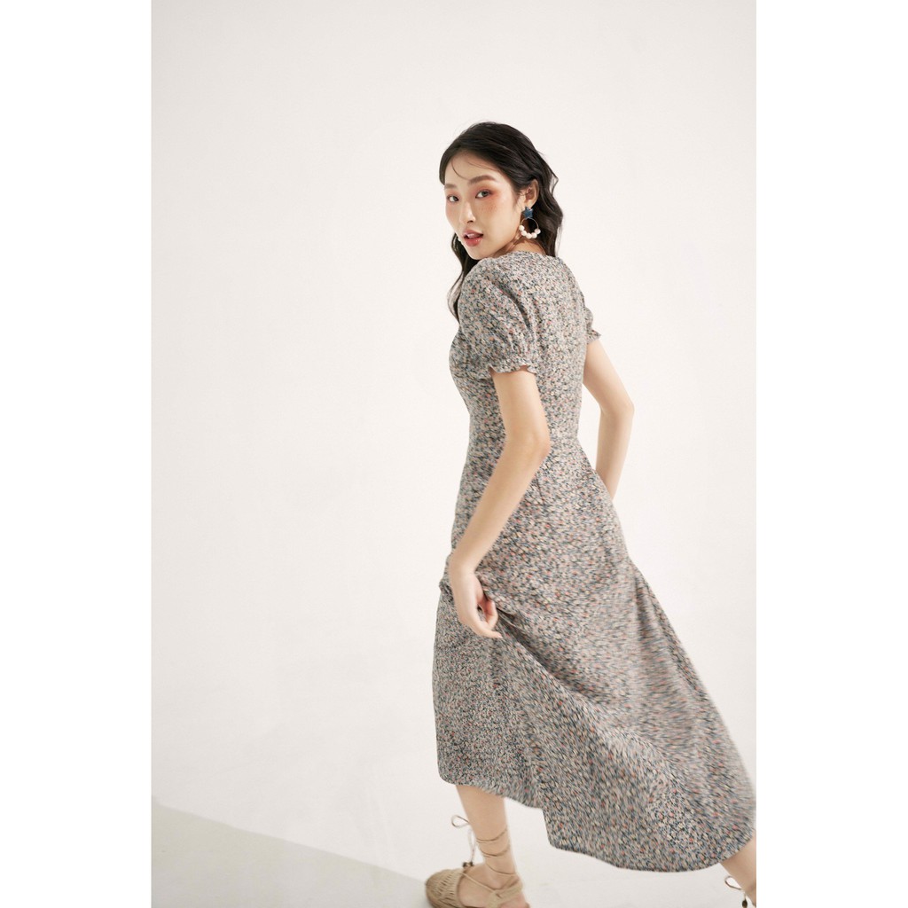 Đâm dún ngực hoa nhí 1VA2018  ADORE DRESS | BigBuy360 - bigbuy360.vn