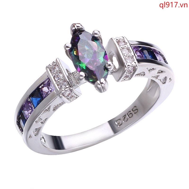 Nhẫn hình oval đính đá zircon độc đáo thời trang
