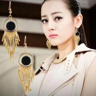 Khuyên Tai Kim Loại Dáng Dài Phối Tua Rua Thời Trang