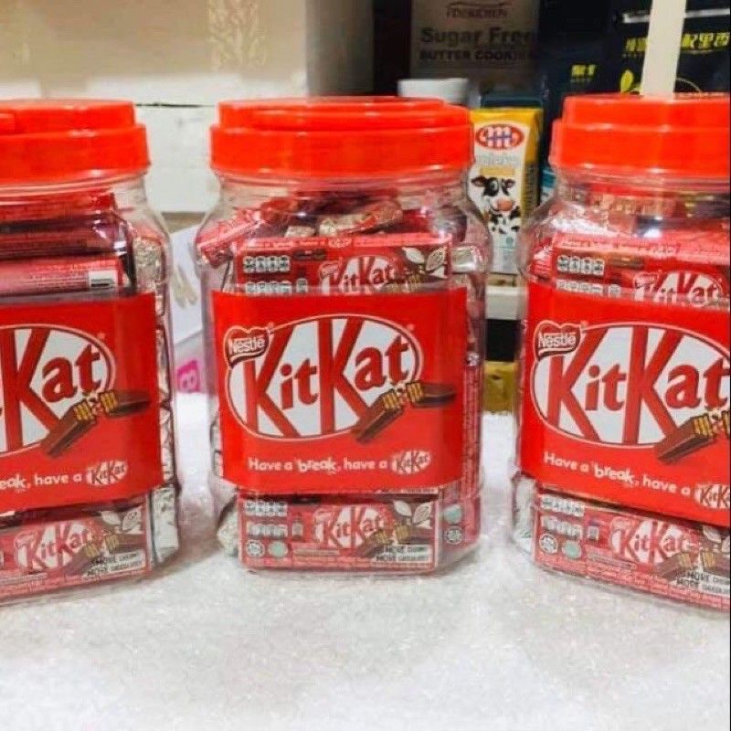 Kitkat hủ nhựa 24 thanh kit kat