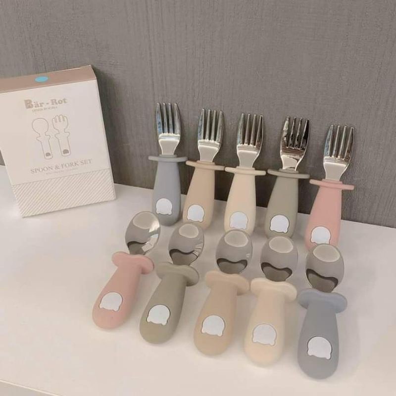 Set thìa - nĩa Silicon hình gấu Bar rot cho bé tập ăn dặm - Barrot Spoon and fork set