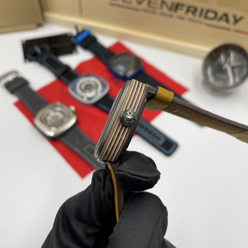 Đồng hồ nam sevenfriday P2B/03