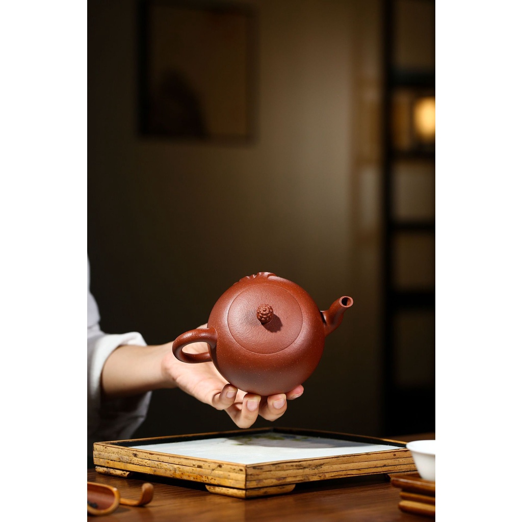 Ấm Tử Sa Nghi Hưng Phật Bà Quan Âm 380 ml (Giáng Pha Nê)