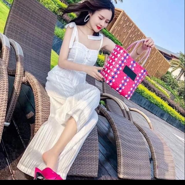 Jump xinh Giống ảnh 100%