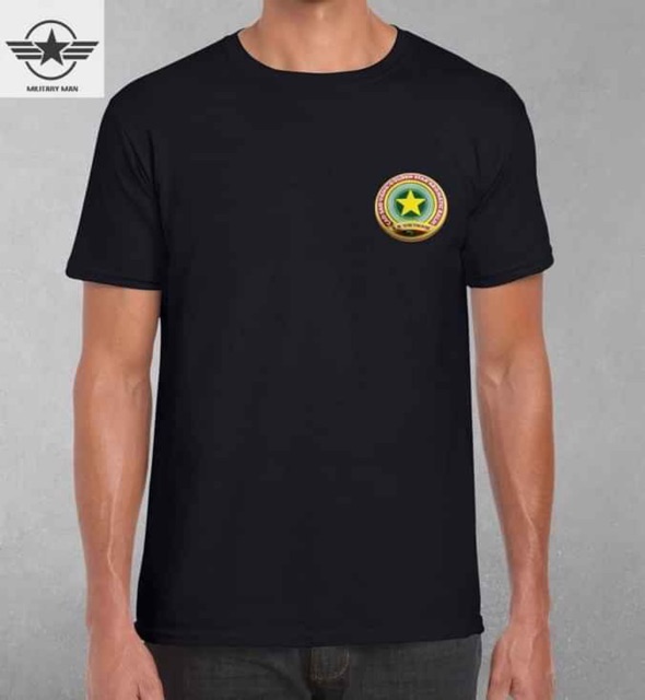 Áo phông cao sao vàng