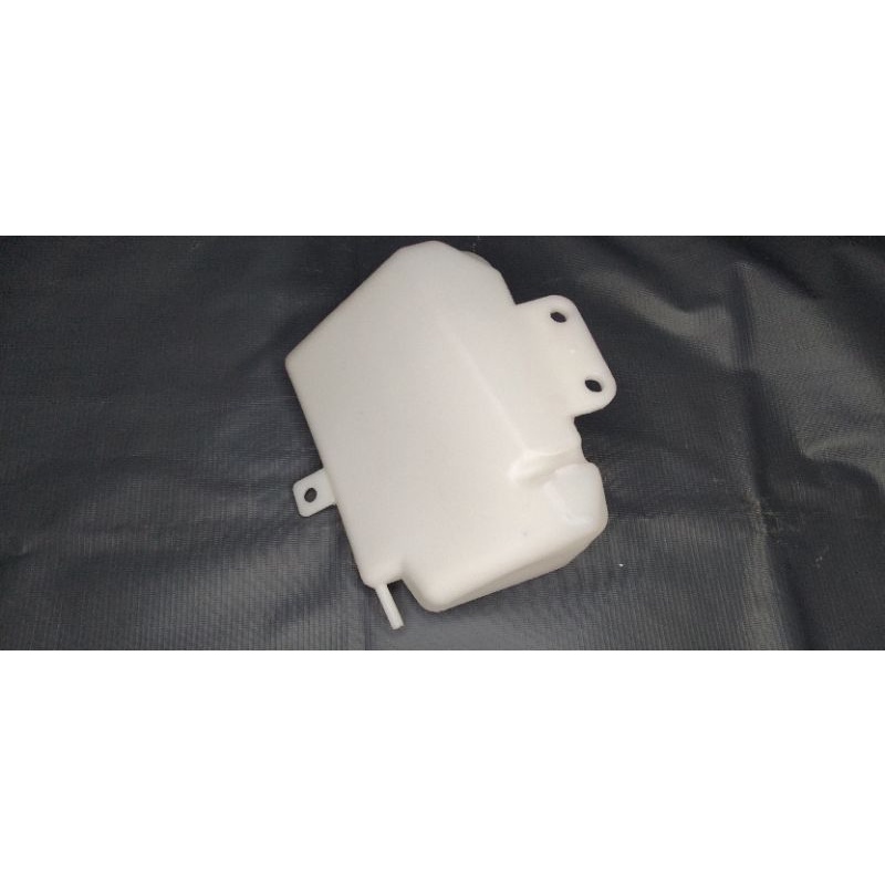 Bình nước phụ xe tải hyundai mighty 2,hyundai pamax, hyundai 3,5 tấn, hd65, hd72