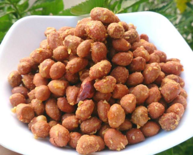 500g Đậu phộng rang tỏi ớt .