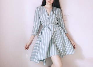 Đầm sơmi hàn quốc xoè cột dây