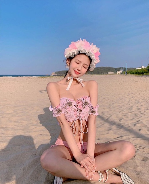 Đồ bơi bikini hai mảnh hồng bèo nhún kute | BigBuy360 - bigbuy360.vn