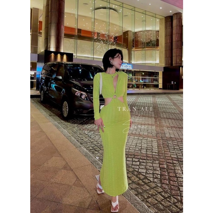 đầm gân tay dài khoét 3 khoen ngực cá tính chất thun gân