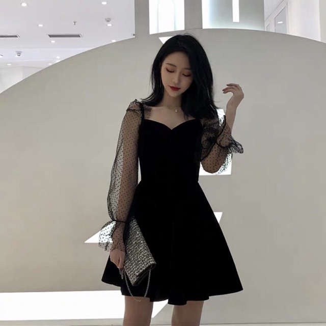 Váy nhung tay ren đen