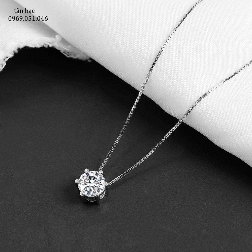 dây chuyền đính đá 7li , đá chủ Diamond nhân tạo , sáng lấp lánh nhất trong các loại đá , kết hợp cùng bạcta , vẻđẹp đ10