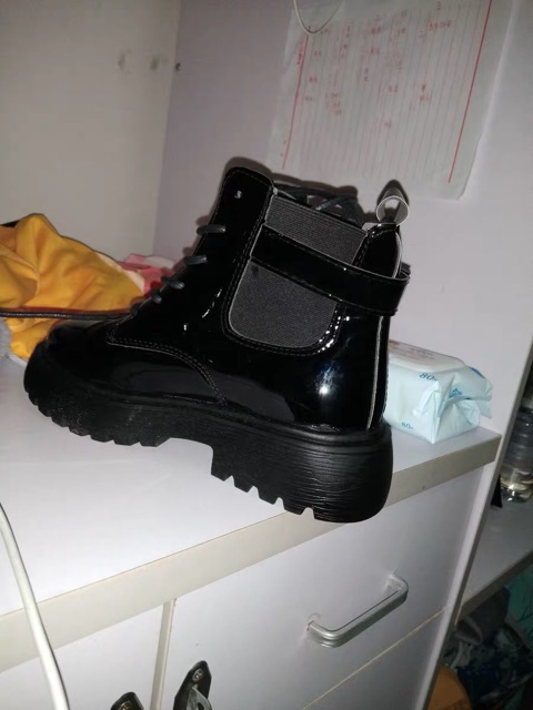 [Mã FASHIONGREEN15 giảm tới 30K đơn 99K] [order] Boots da cao cổ nữ cài quai phần cổ giày | BigBuy360 - bigbuy360.vn