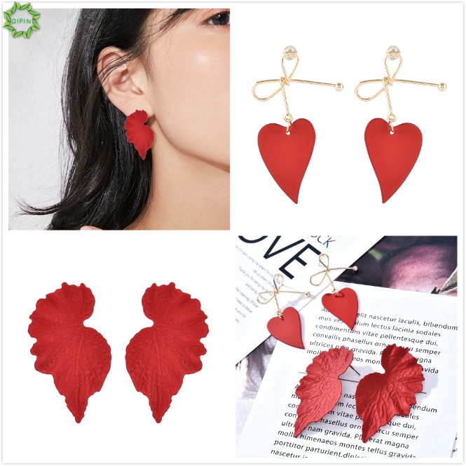 Khuyên tai dáng dài tạo hình độc đáo cho nữ